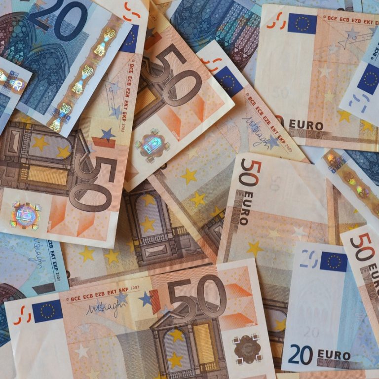 Zwrot dotacji z funduszy europejskich